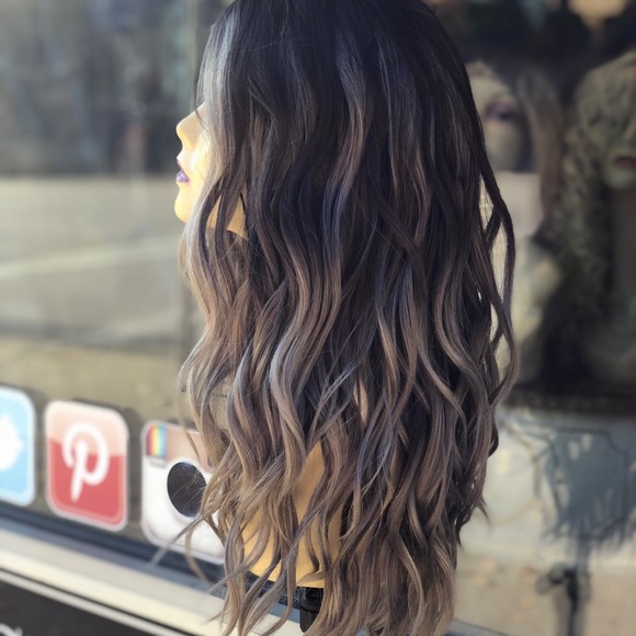 Ash Grey beach waves Lacefront realistic Wig 2020 - Picture 5 of 8